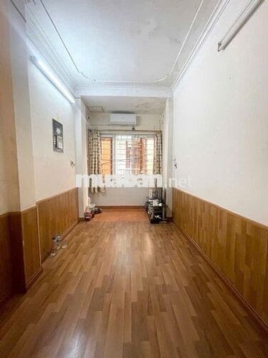 BĐS phố Tân Ấp 20m² – ô tô đỗ cửa – cực hiếm