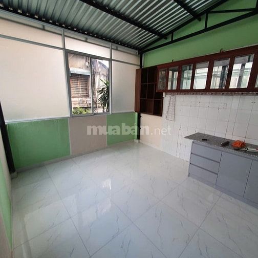 Cho thuê căn hộ Lầu 1 CC Trần Quốc Toản, P.V.T.Sáu, Q.3 giá 11tr