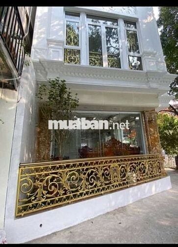 Tôi cần bán nhà mặt phố Quan Nhân 3 mặt thoáng , 5tầng thang máy.