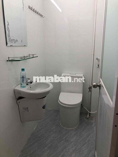 Nhà hẻm xe hơi DTSD 117m2, 4 phòng ngủ, Đường Nguyễn Cảnh Chân, Quận 1