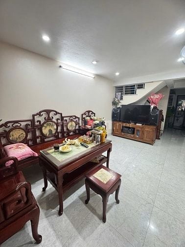 Chính chủ bán đất tặng nhà 3 tầng tại Việt Hưng – Long Biên