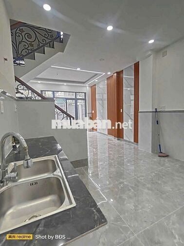 Hiếm nhà mới đẹp 2 tầng ngang 5m đối diện gigamall 4ty4 TL