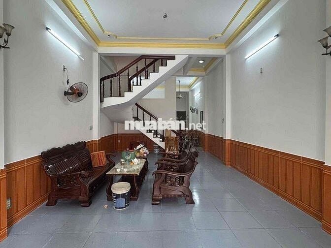 nhà 3 tầng MT Nguyễn Cư Trinh Hải Châu đoạn sầm uất