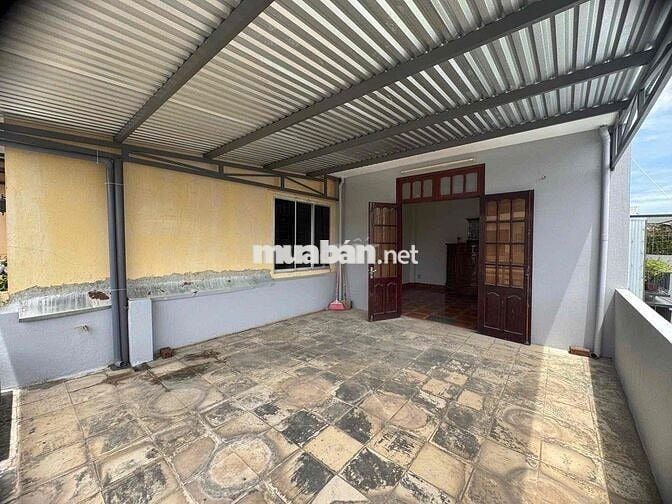 nhà 3 tầng MT Nguyễn Cư Trinh Hải Châu đoạn sầm uất