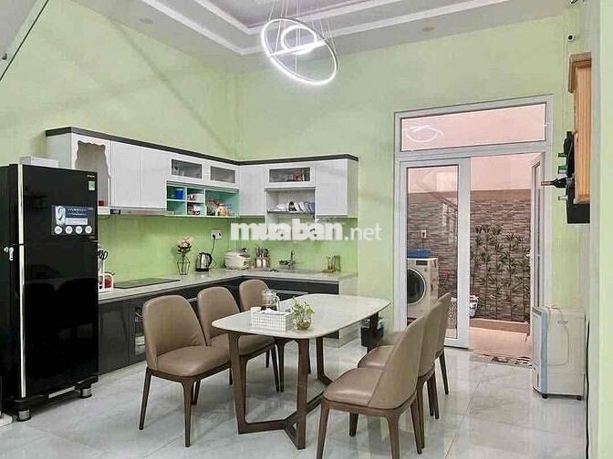 BÁN NHÀ TRỆT 2 LẦU CÓ HOÀN CÔNG,BÌNH NHÂM