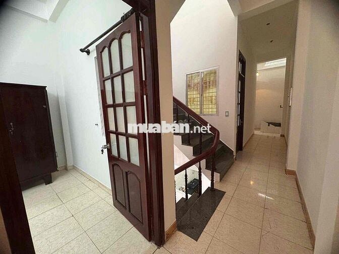 nhà 3 tầng MT Nguyễn Cư Trinh Hải Châu đoạn sầm uất