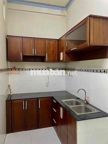Nhà(4,5x12m) Kênh Tân Hoá 1Lầu 2PN 2VS hẻm xe hơi thông