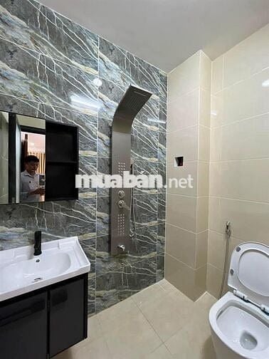 BÁN NHÀ ĐẸP 05 TẦNG HẺM  ĐƯỜNG TRẦN THỊ TRỌNG 37m2 GIÁ CHỈ 6,3 TỶ