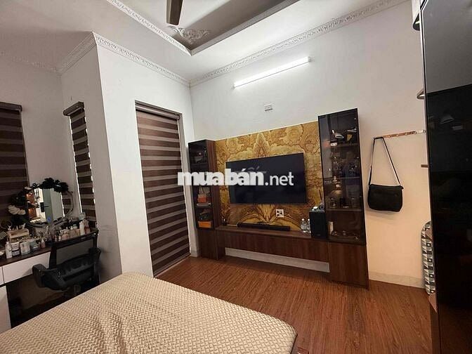 Bán Nhà 3 tầng Mặt Tiền Ngô Trọng Thiên lộ giới 15m HẢI CẢNG Phường QU