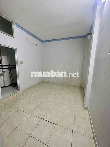 Nhà(4,5x12m) Kênh Tân Hoá 1Lầu 2PN 2VS hẻm xe hơi thông