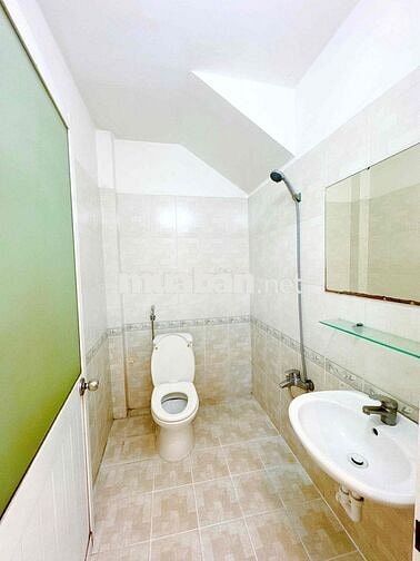 chính chủ cần bán căn nhà 5 m 13 m lâu