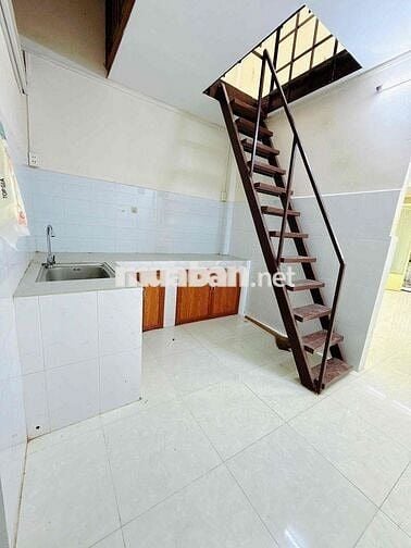 Nhà sổ hồng riêng khu hiện hữu cách Q1 chỉ 5p chạy xe