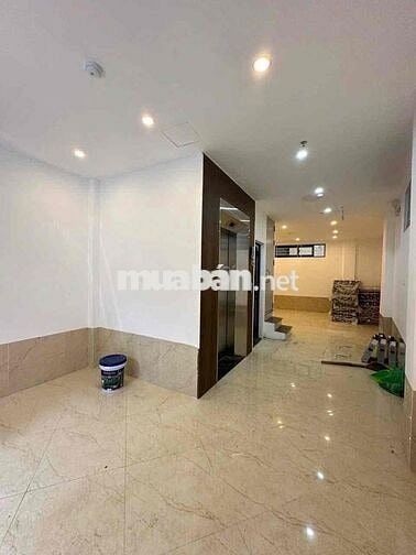 Nhỉnh 8 tỷ có nhà dòng tiền 6T thang máy, 11phòng kk ở BTL