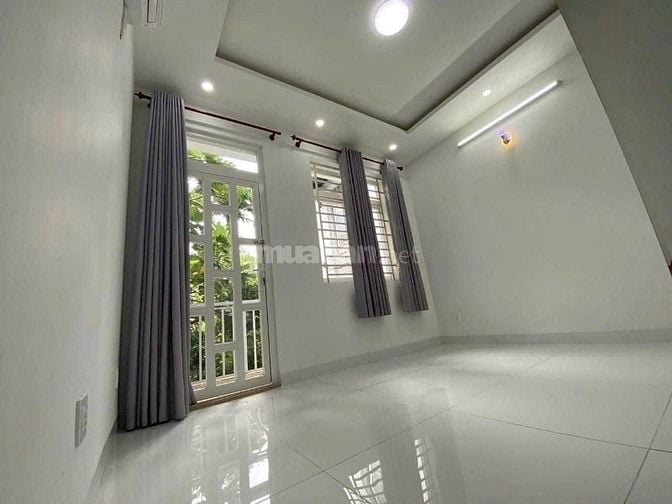 Gấp bán nhà 33m2 2tỷ050 Chu Văn An P12 Bình Thạnh. Sổ hồng riêng