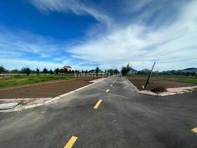 Chỉ 100m ra biển Quất Lâm, đường rộng thênh thang, giá chưa đến 2 tỷ