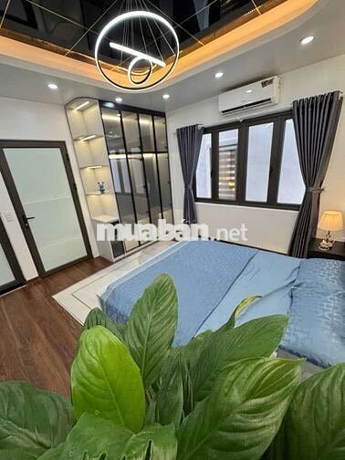 Khâm thiên - Đống Đa. 31m 5 tầng nhà đẹp ở ngay.