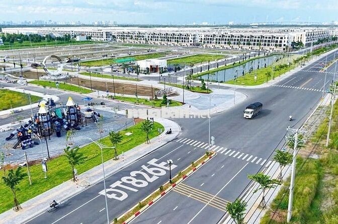 The 826EC: Đất nền sổ đỏ liền kề KCN Long Hậu, cảng Hiệp Phước