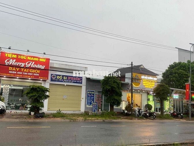 Bán lô đất có nhà ngay Huỳnh Minh Thanh- Hồ Tràm 1200m2