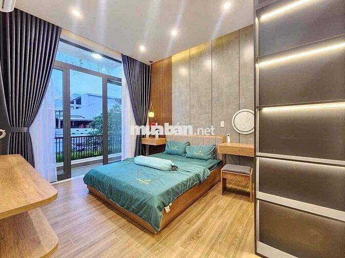 Bán nhà 1 trệt 1 lầu SHR gần KCN dân cư đông đúc
