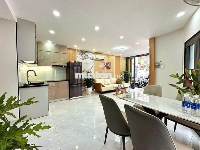 MT PHÚ NHUẬN -ÔTÔ NGỦ NHÀ- 2 TẦNG, 36M2, FULL NỘI THẤT- CHỈ 6 TỶ NHỈNH