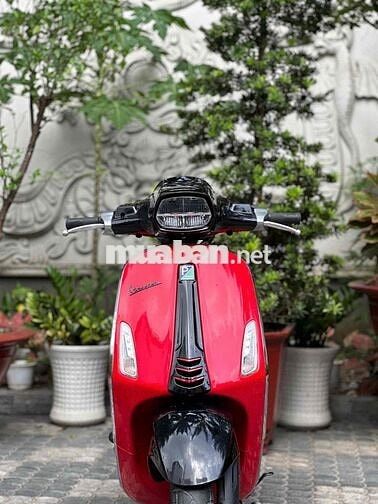 Vespa đèn vuông đời 214 hồ sơ cầm tay