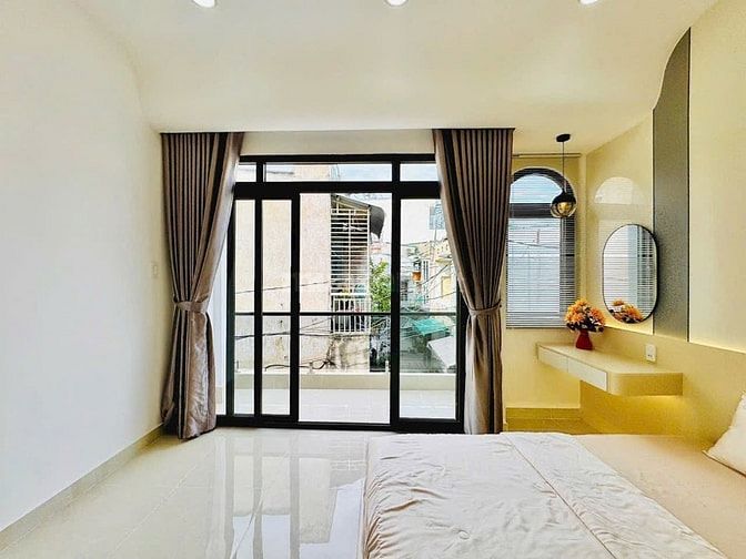 Nhà đang cho thuê 35Triệu/tháng cần bán 5.2Tỷ ngay Nguyễn Phúc Nguyên