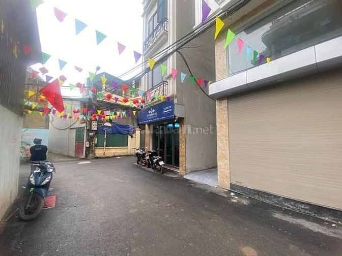 BÁN NHÀ ĐÔNG LA -HOÀI ĐỨC- 30M-5 TẦNG-4.3 TỶ -Ô TÔ ĐỖ CỔNG 