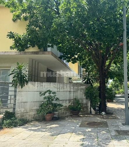 Bán nhà căn góc dự án The GarLand Quận 9 kdc Gia Hòa Art Villas 206m2 