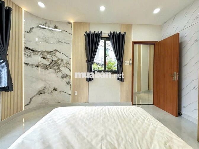 MT PHÚ NHUẬN -ÔTÔ NGỦ NHÀ- 2 TẦNG, 36M2, FULL NỘI THẤT- CHỈ 6 TỶ NHỈNH