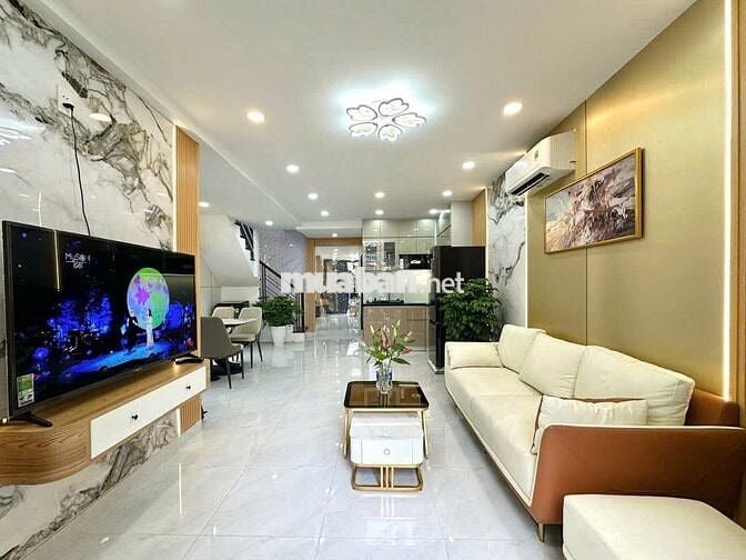 MT PHÚ NHUẬN -ÔTÔ NGỦ NHÀ- 2 TẦNG, 36M2, FULL NỘI THẤT- CHỈ 6 TỶ NHỈNH