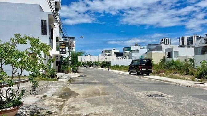 Bán Đất Mặt Tiền Triệu Quang Phục Hướng Nam Sạch Đẹp