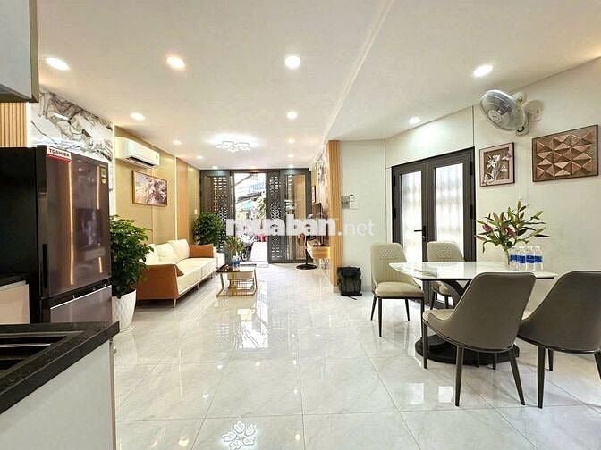 MT PHÚ NHUẬN -ÔTÔ NGỦ NHÀ- 2 TẦNG, 36M2, FULL NỘI THẤT- CHỈ 6 TỶ NHỈNH