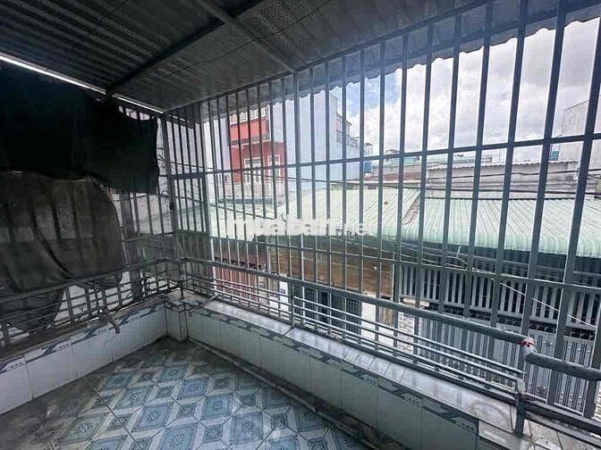 Trệt lầu 4*12; 2pn gần pm quang trung DH GTVT