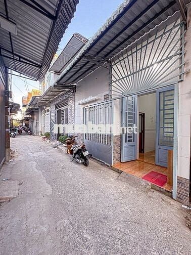 NẮM CHÍNH CHỦ BÁN NHÀ HẺM HOÀNG QUỐC VIỆT