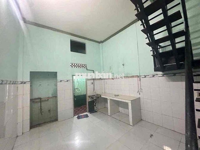 Trệt lầu 4*12; 2pn gần pm quang trung DH GTVT