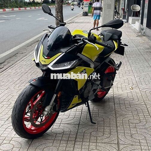 Aprilia Tuono 660 - 5200km - Xe cực mới!