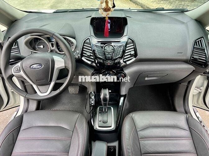 Ford EcoSport 2016 Titanium màu trắng 20.000km 99%