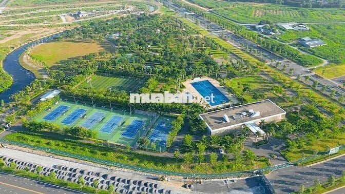 Bán nhanh BTSL View Chính diện công viên trục đường thông.