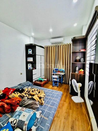 HANH LÂN_20M RA PHỐ_5.x TỶ_30M