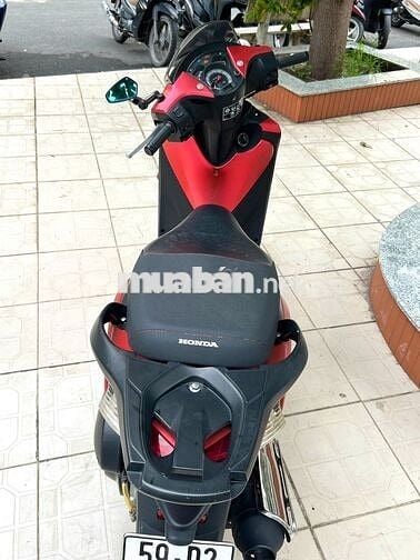 Cần nhượng lại SH nhập Ý cho ae đam mê, màu đỏ đẹp