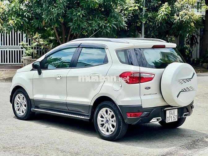 Ford EcoSport 2016 Titanium màu trắng 20.000km 99%