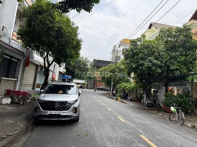 Cho thuê nhà MT 5A Phan Huy Thực, Q7,4x19m, 2lau, 4PN, 26tr
