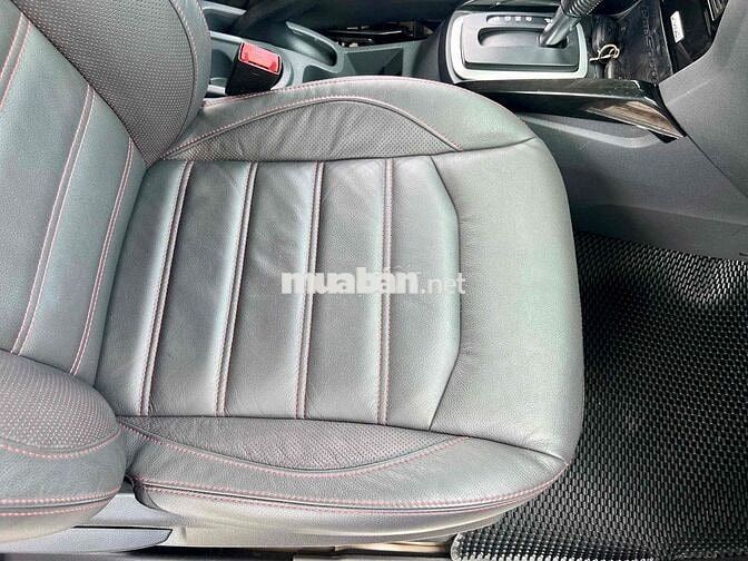 Ford EcoSport 2016 Titanium màu trắng 20.000km 99%