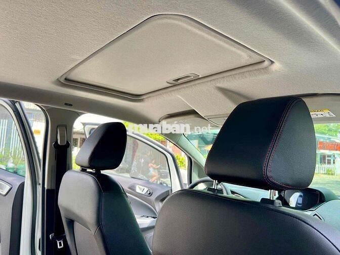 Ford EcoSport 2016 Titanium màu trắng 20.000km 99%