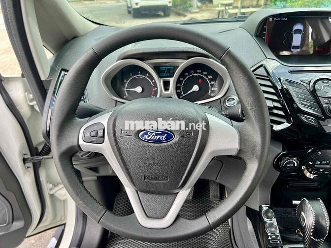Ford EcoSport 2016 Titanium màu trắng 20.000km 99%