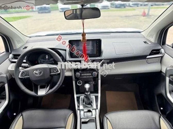 Toyota Veloz Cross 1.5 CVT 2024