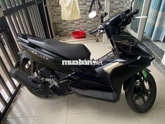 HonDa Air Blade 125 - 2024, đen vàng xe chính chủ