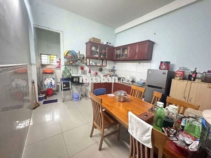 Bán nhà mặt tiền kinh doanh tân đông hiệp dĩ an