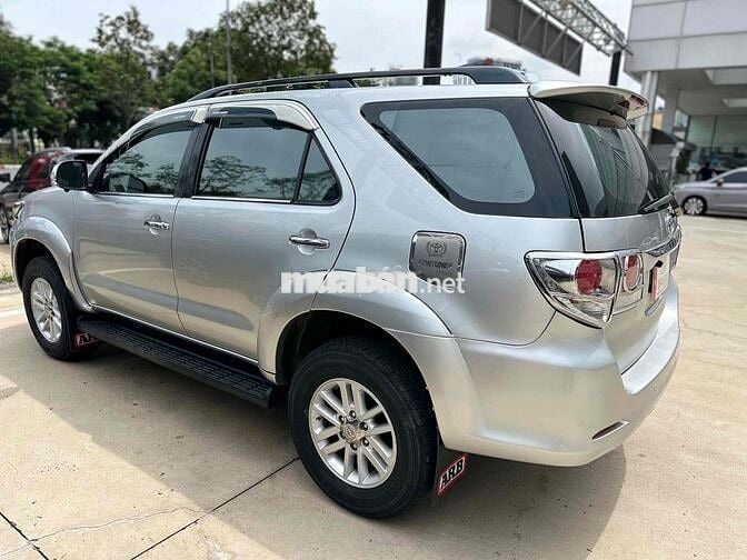 Toyota Fortuner 2014 2.7V Xăng 7c tự động BH 1 năm