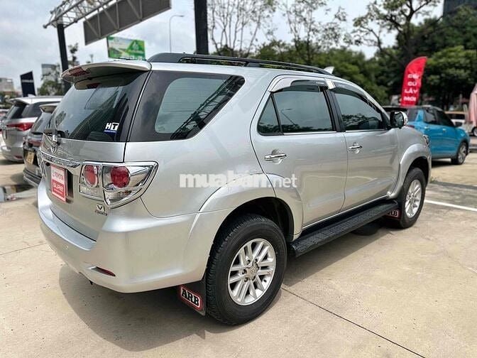 Toyota Fortuner 2014 2.7V Xăng 7c tự động BH 1 năm